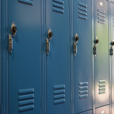  Decorative picture of lockers 